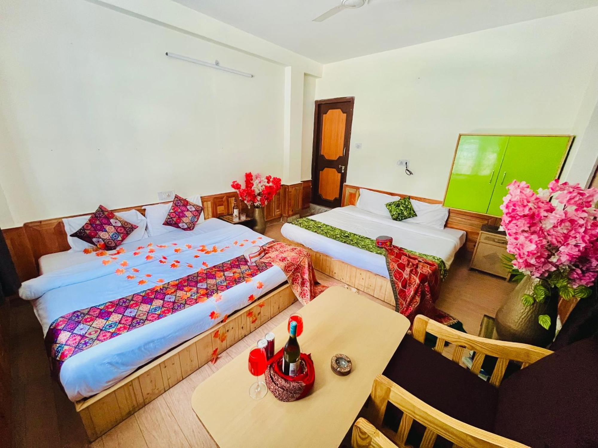 Hotel Brownie River View Kasol Exterior photo